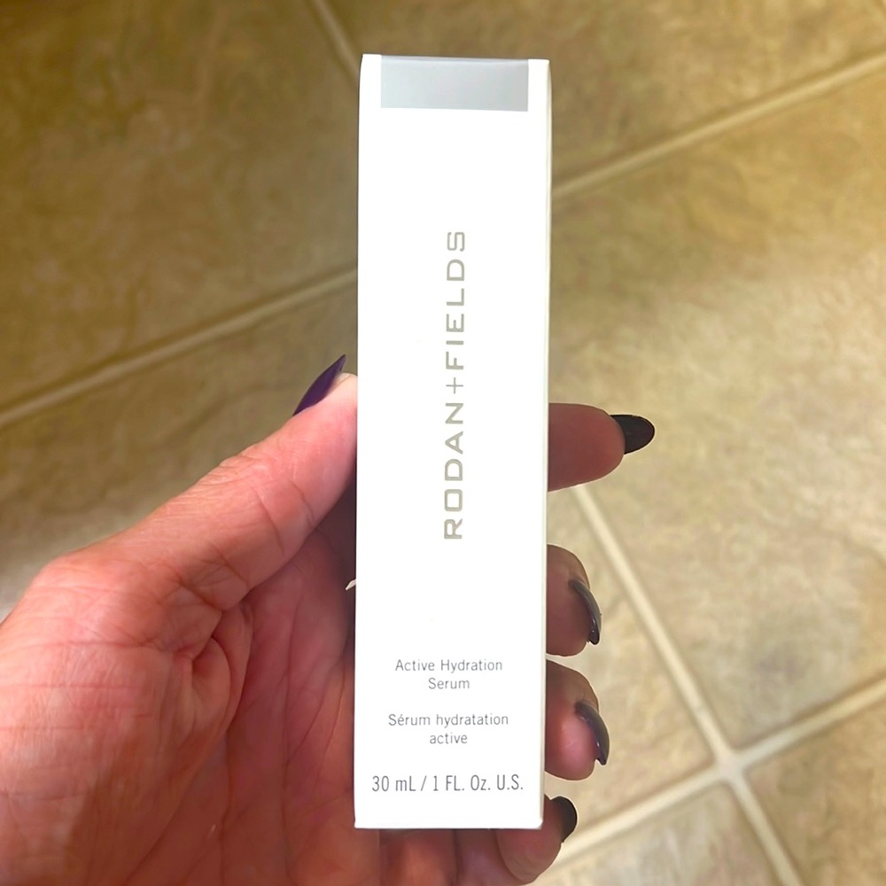 RF ACTIVE HYDRATION SERUM NIB